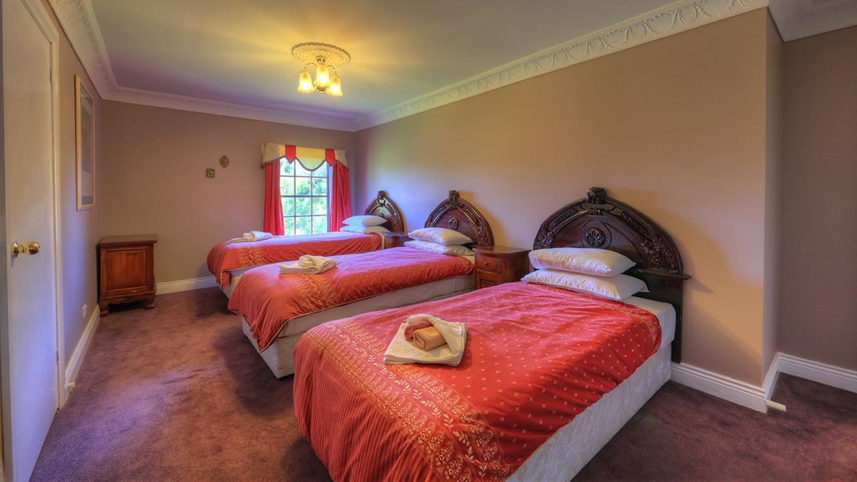 Hatchers Manor